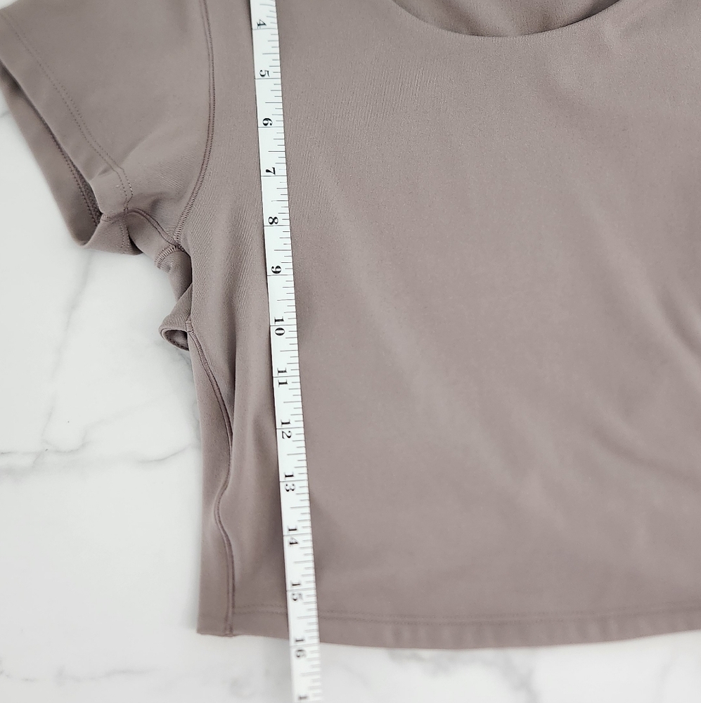 Women’s Gray Short Sleeve Top Open Back  Size Large Casual Stretch Tee - Picture 7 of 10
